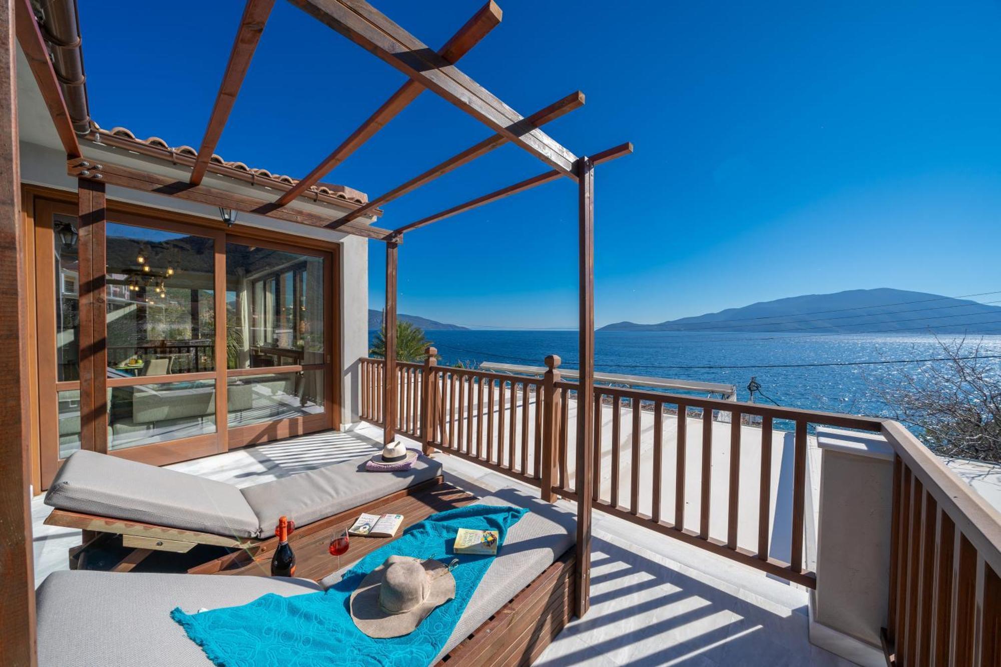 Sea Rock Apartment Айя-Евфимия Экстерьер фото